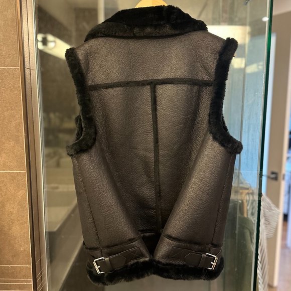 House Of Harlow 1960 Moto Faux Fur + Faux Leather Vest (Black) - Picture 12 of 16